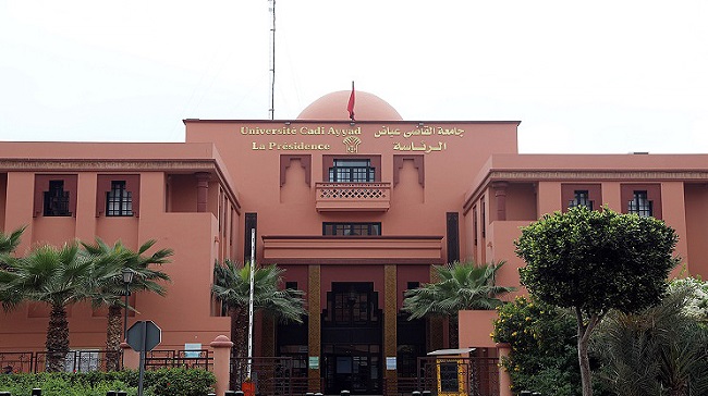 إعفاء عميد بكلية تابعة لجامعة القاضي عياض… تسجيلات مثيرة للجدل تضع الجامعة تحت الضغط