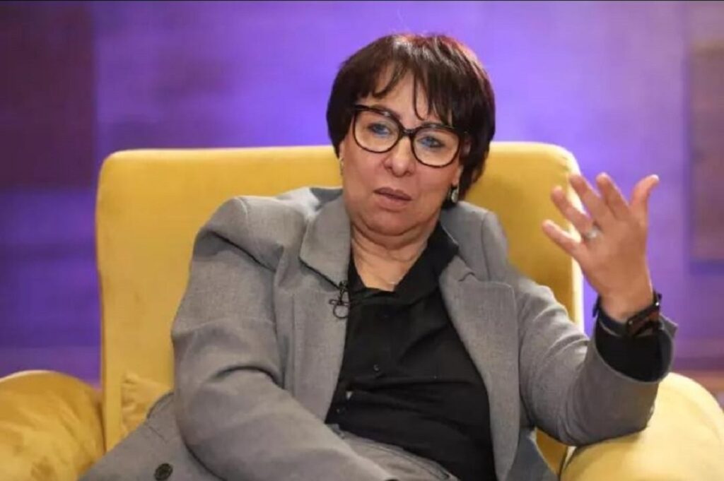 لطيفة البوحسيني وتدوينة الترشيح بدل التحقيق قبل انتخابات 23 شتنبر