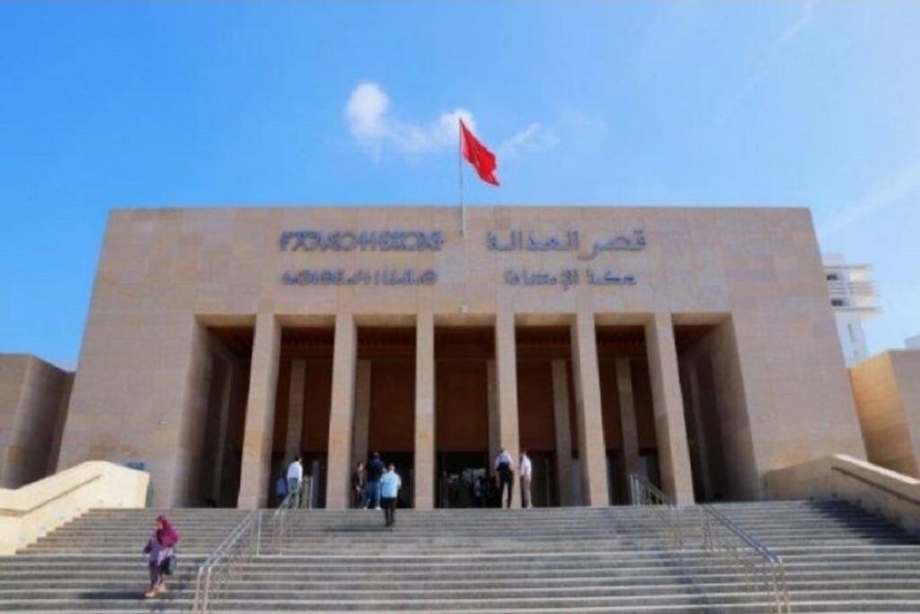 الفصل 507 من القانون الجنائي المغربي وعقوبة السرقة مع حمل السلاح