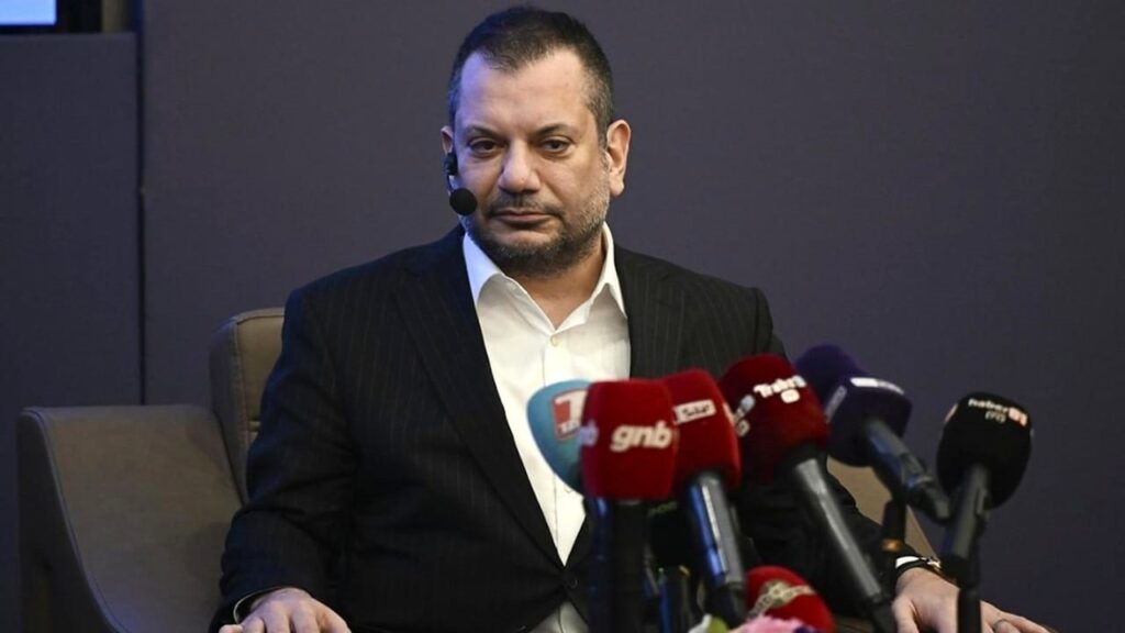 المراهنات في الكرة التركية وعقوبة أرطغرل دوغان رئيس طرابزون سبور ضمن 147 مسؤولاً أوقفهم الاتحاد التركي 45 يوماً