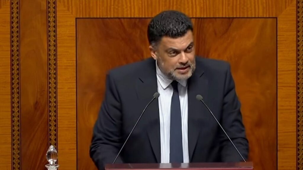 «عدالة الأغنياء» و«ذبح التراكم الحقوقي».. بنجلون يواجه المنصوري: كيف يكون التغيير ووهبي باقياً؟ عمر محمود بنجلون ينتقد وهبي وحكومة المنصوري في البرلمان